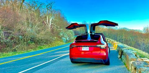 Tesla Model X 2023