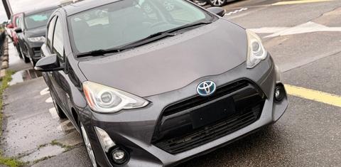 Toyota Prius c 2015