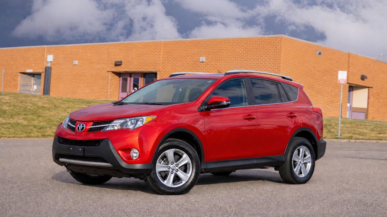 Toyota RAV4 2015 in Aurora, CO