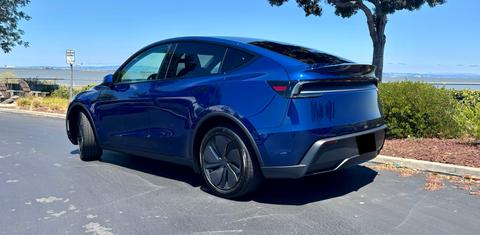 Tesla Model Y 2026