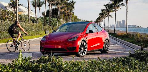 Tesla Model Y 2023