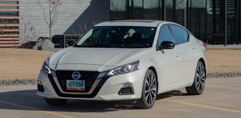 Nissan Altima 2021