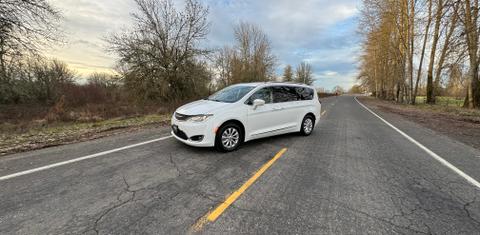 Chrysler Pacifica 2019