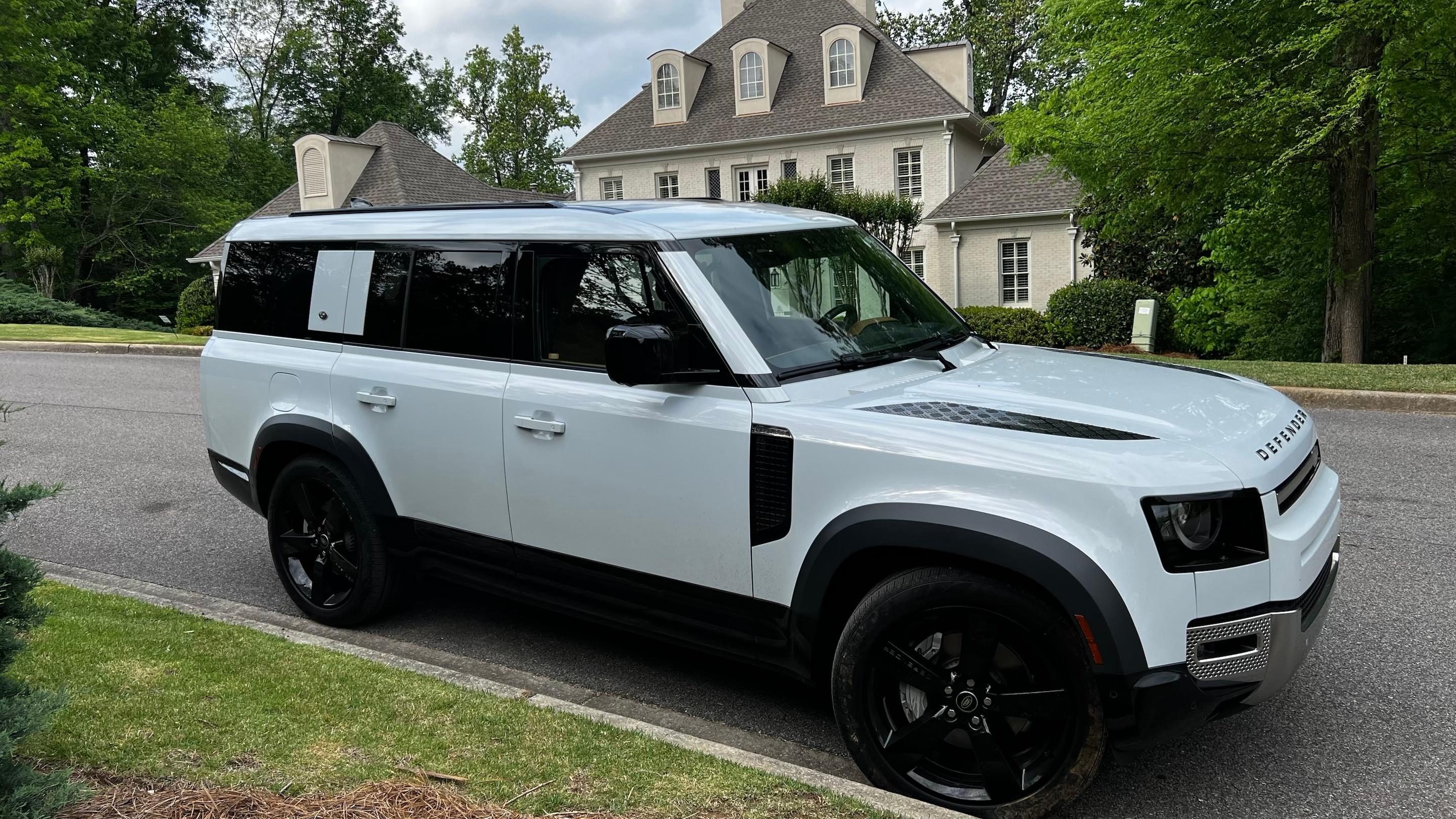 Land Rover Defender 2023 in Vestavia Hills, AL