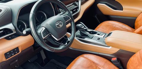 Toyota Highlander Hybrid 2021