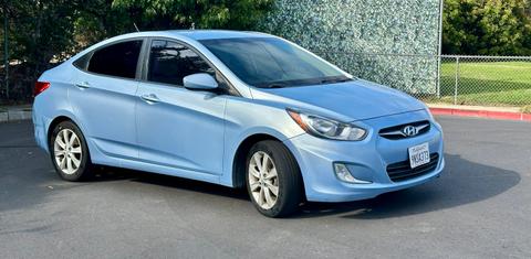 Hyundai Accent 2013
