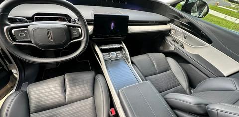 Lincoln Nautilus 2025