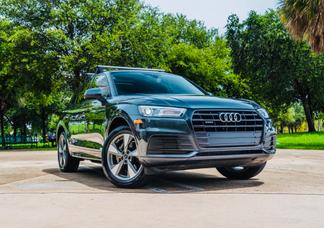 Audi Q5 car