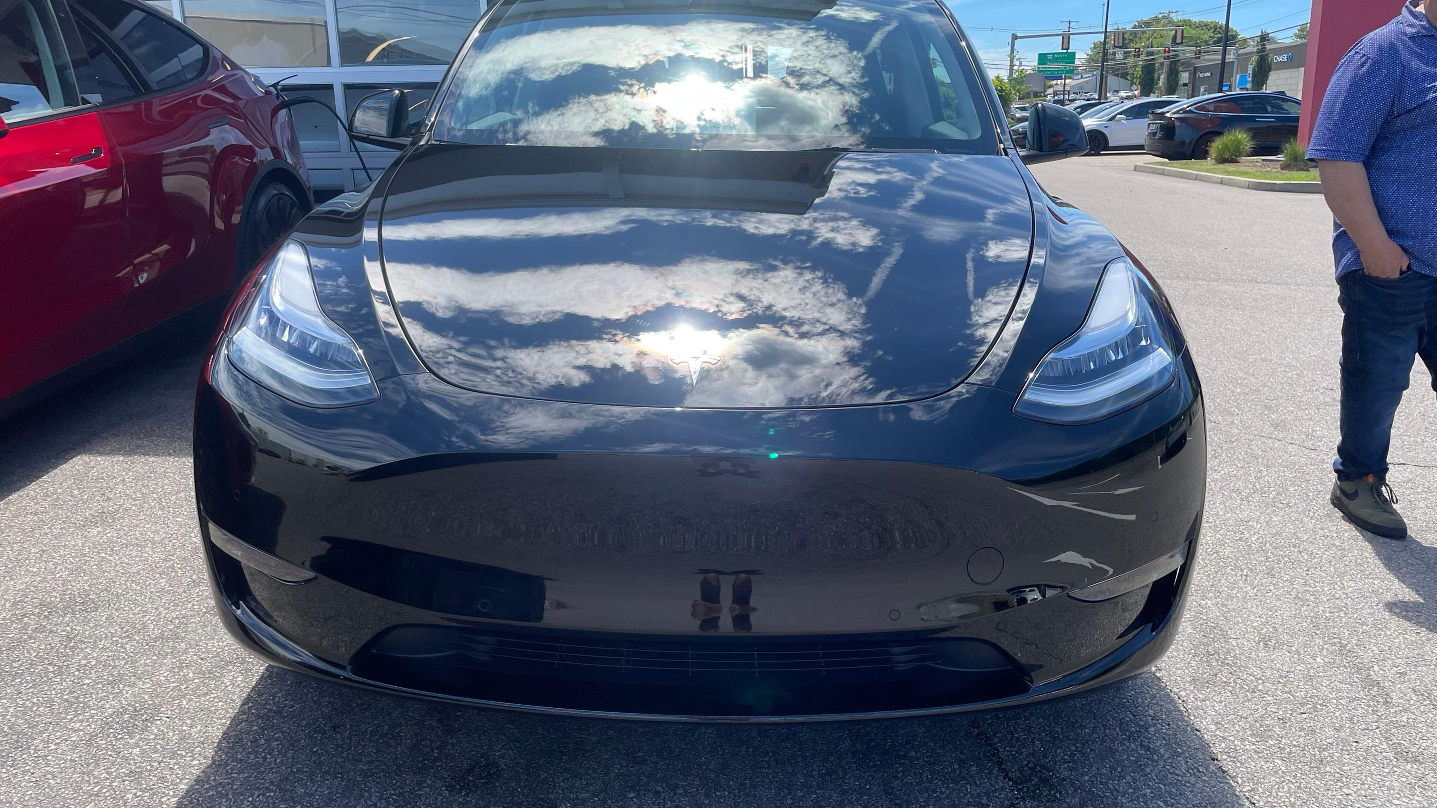 Tesla Model Y 2022 in Oak Bluffs, MA