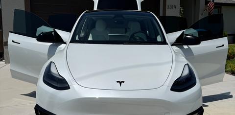 Tesla Model Y 2023