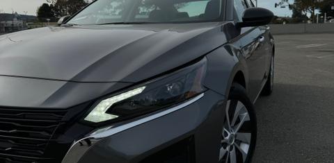 Nissan Altima 2025