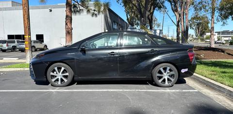 Toyota Mirai 2019
