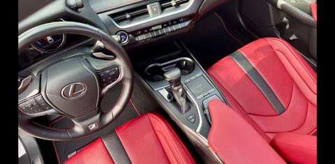 Lexus UX 2022