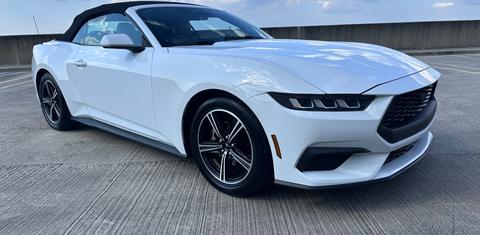 Ford Mustang 2024