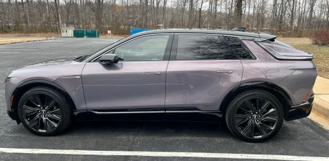 Cadillac LYRIQ 2024