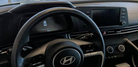 Hyundai Elantra 2025