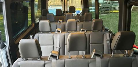 Mercedes-Benz Sprinter 2024