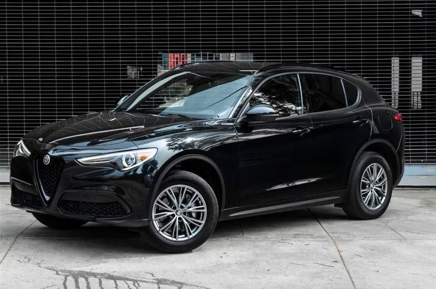 Alfa Romeo Stelvio 2022 in 
