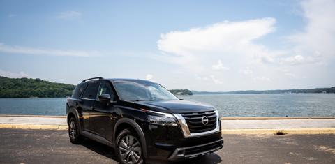 Nissan Pathfinder 2024