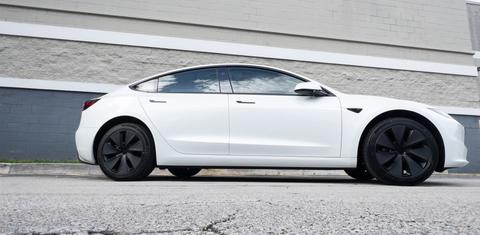 Tesla Model 3 2025