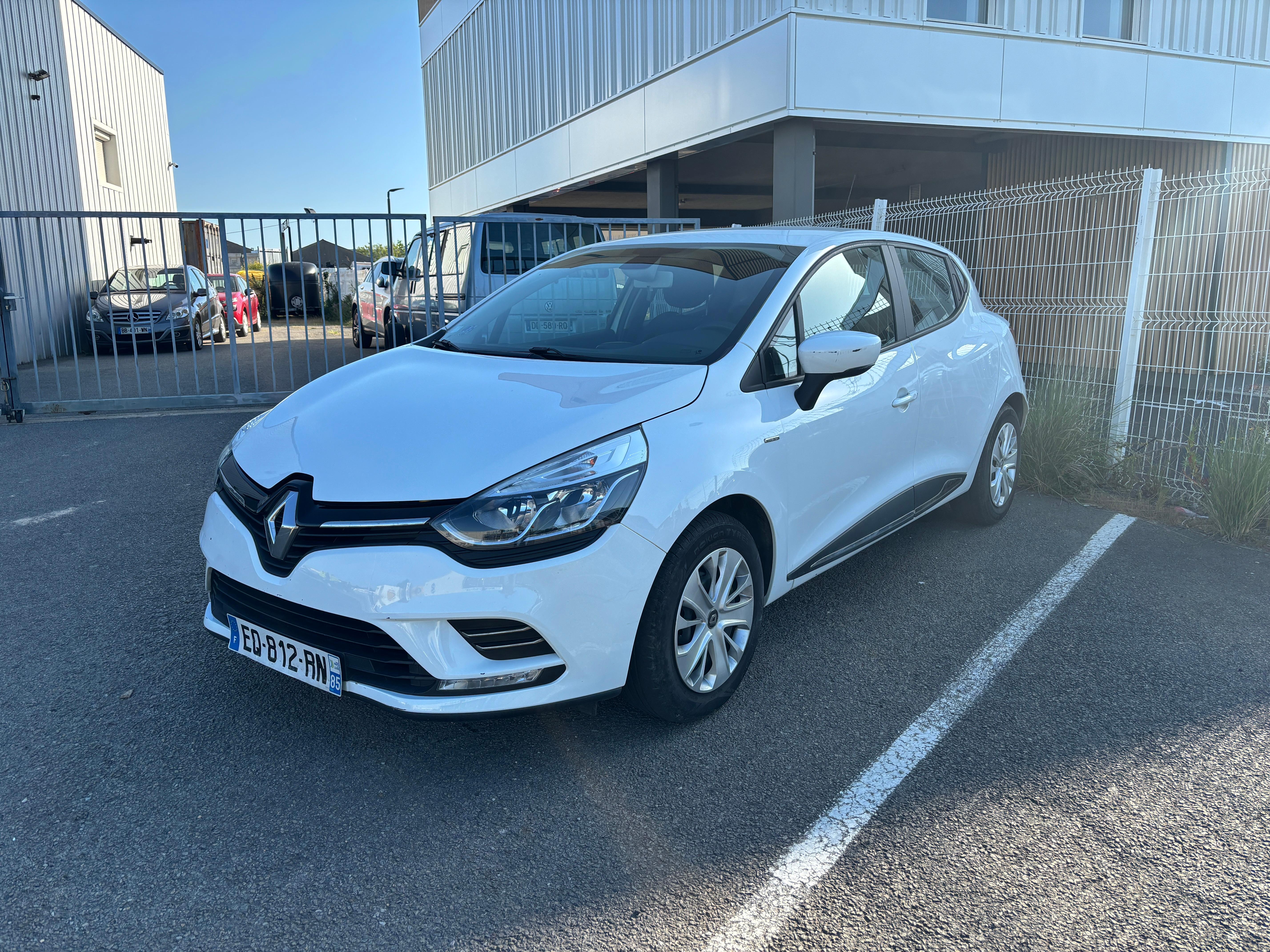 Renault CLIO IV 2017 à Pornic