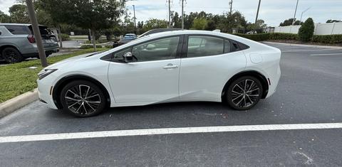Toyota Prius 2024