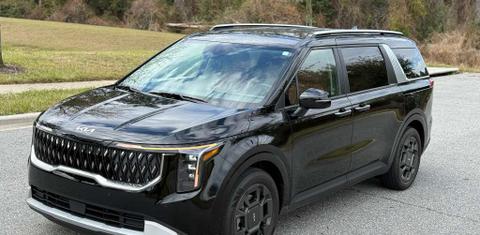 Kia Carnival Hybrid 2025