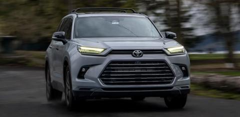 Toyota Grand Highlander 2026