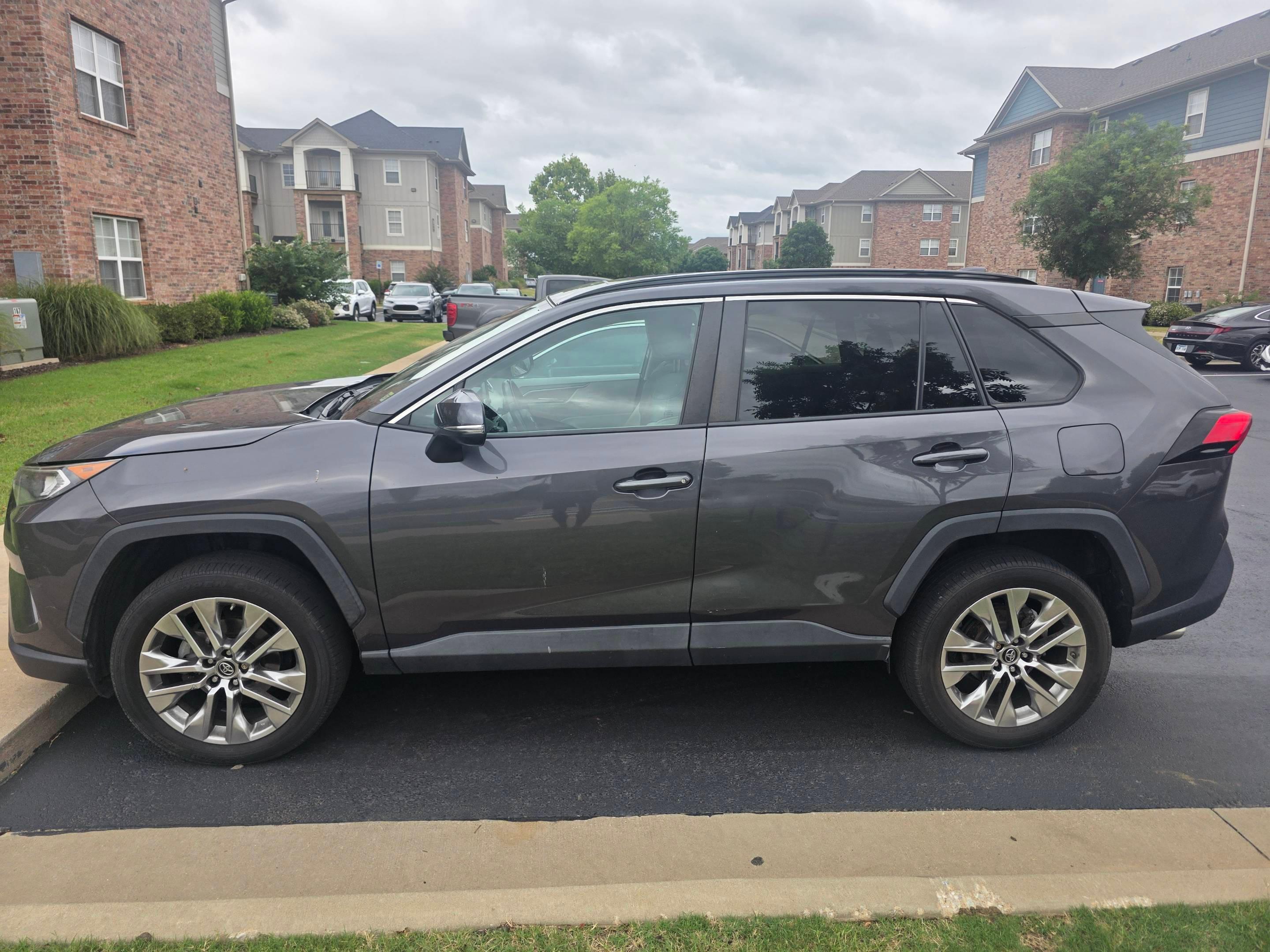 Toyota RAV4 2019 in Bentonville, AR