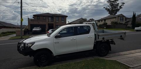 Toyota HILUX 2025
