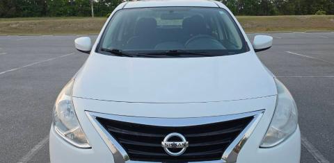 Nissan Versa 2016