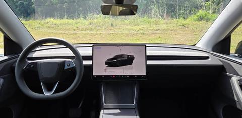 Tesla Model Y 2026