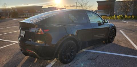Tesla Model Y 2023