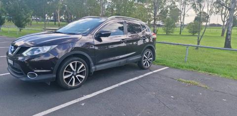 Nissan QASHQAI 2014