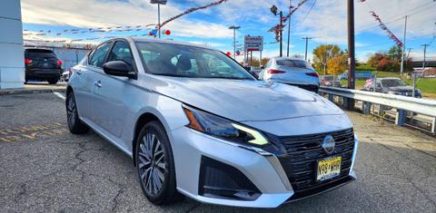 Nissan Altima 2025