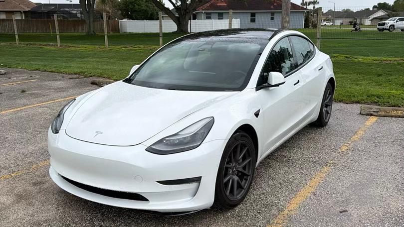 Tesla Model 3 2021 in 