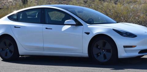 Tesla Model 3 2023