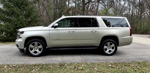Chevrolet Suburban 2015