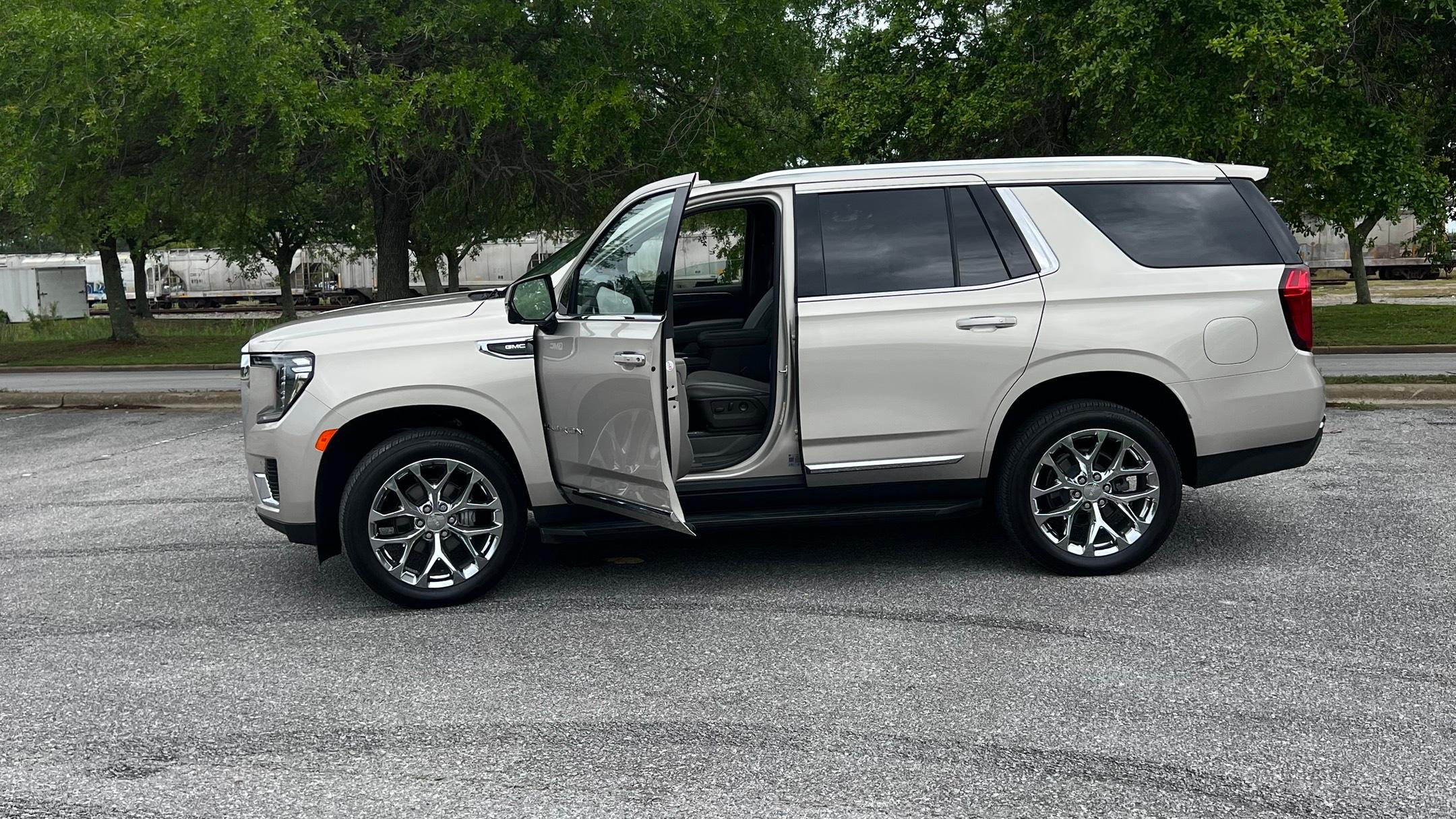 GMC Yukon 2022 in Milton, FL