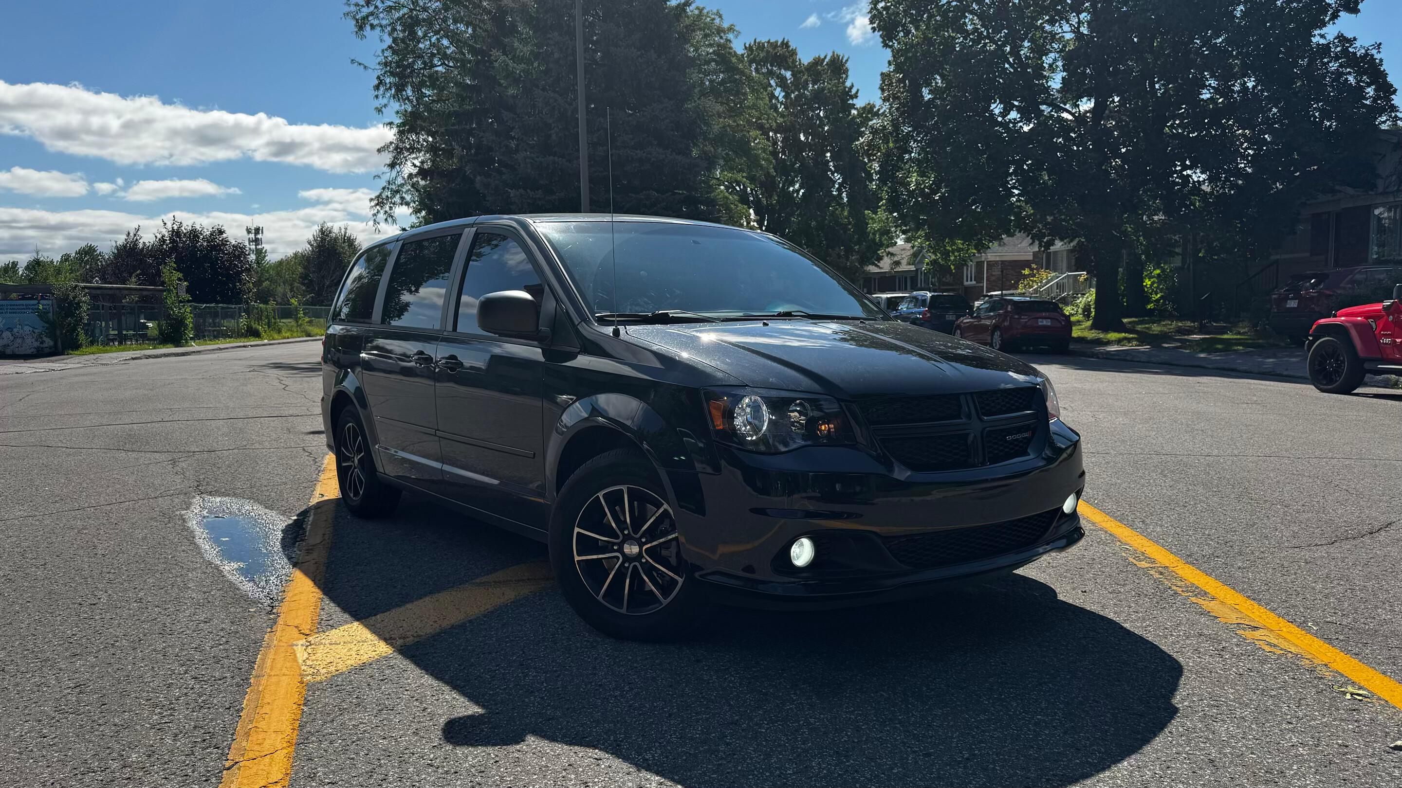 Dodge Grand Caravan 2014 à 