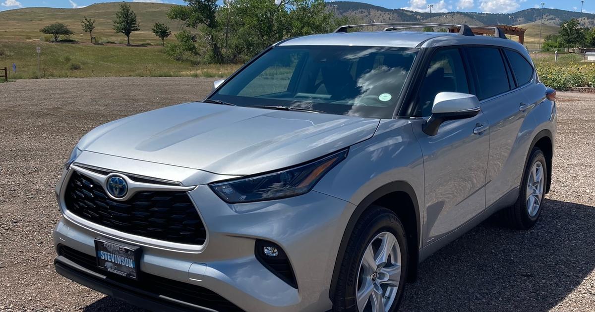 Toyota Highlander Hybrid 2022 rental in Denver, CO by Eric H. Turo