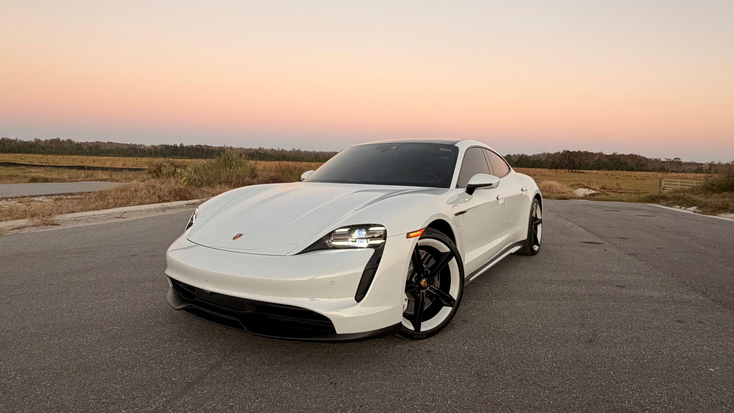 Porsche Taycan 2021 in 