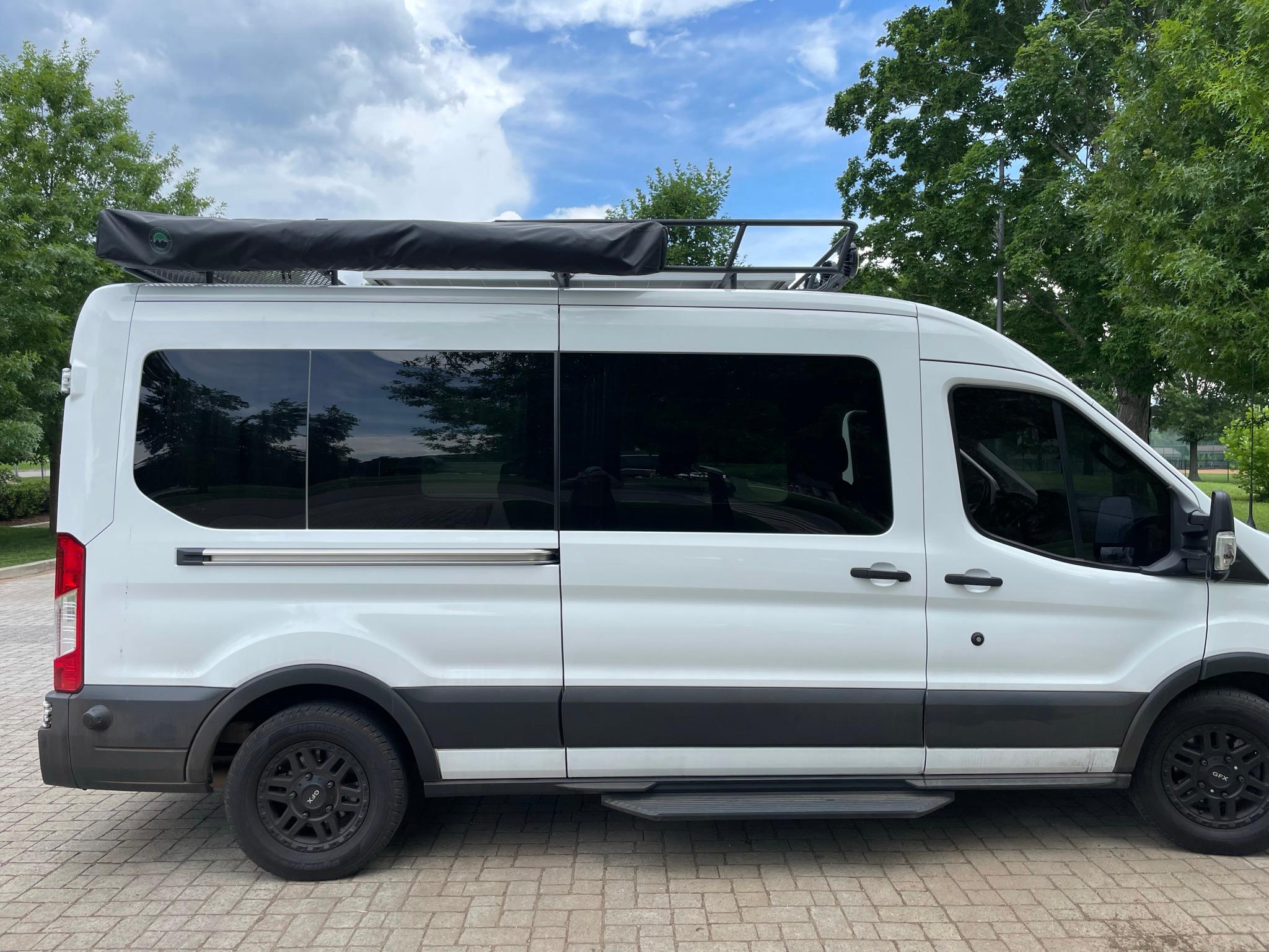 Ford Transit 2018 in Knoxville, TN