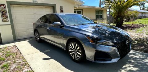 Nissan Altima 2023