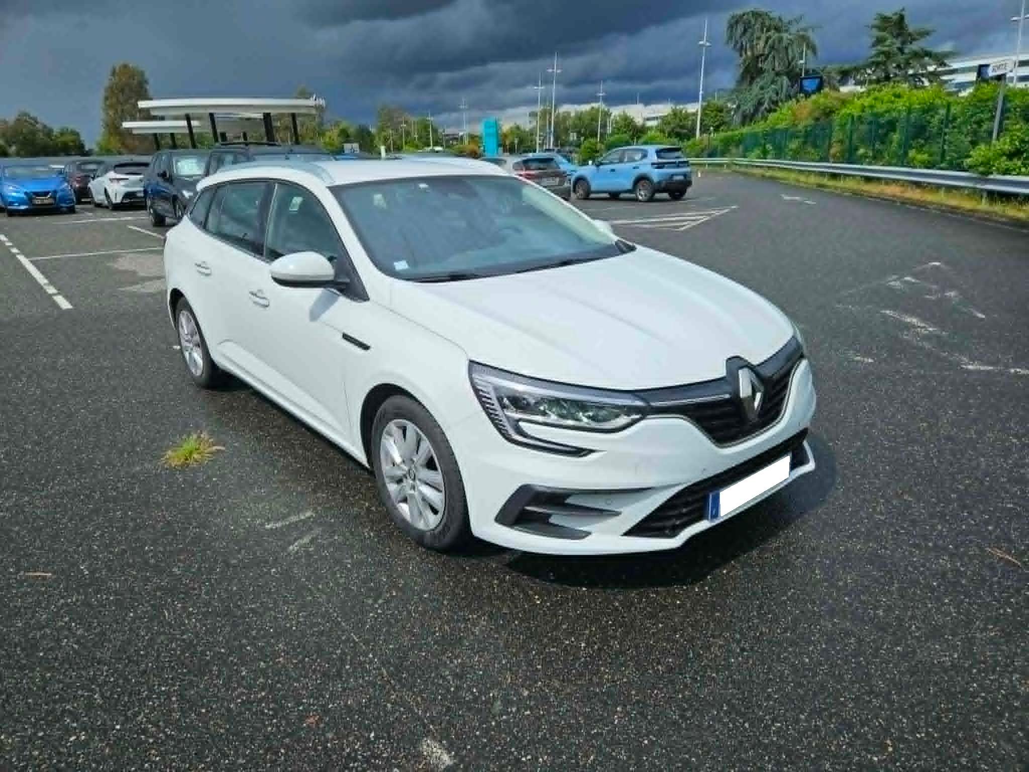 Renault MEGANE IV 2022 in Grenade
