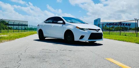 Toyota Corolla 2015