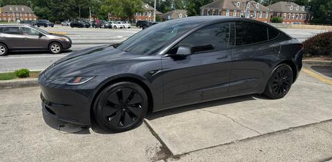 Tesla Model 3 2024