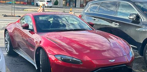 Aston Martin Vantage 2020