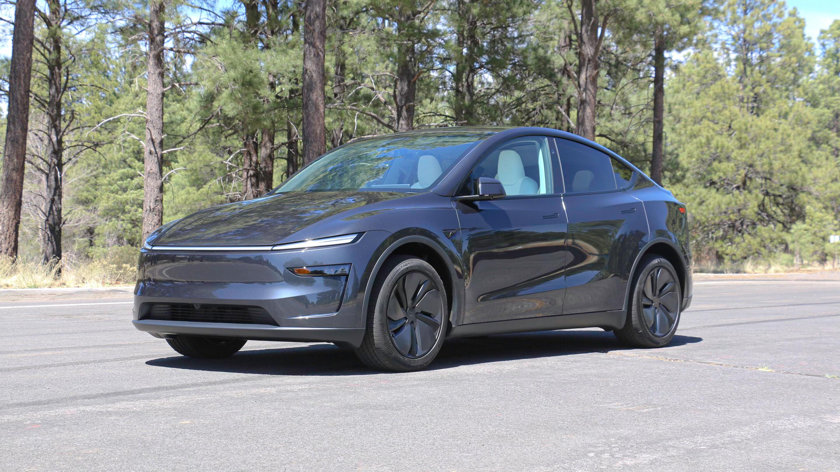 Tesla Model Y 2026 in Flagstaff, AZ