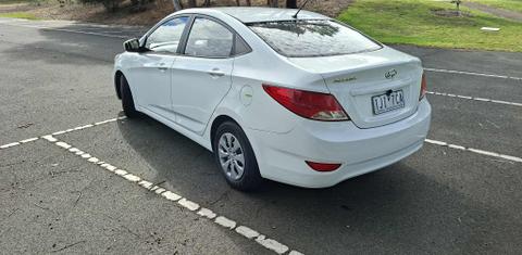 Hyundai ACCENT 2015
